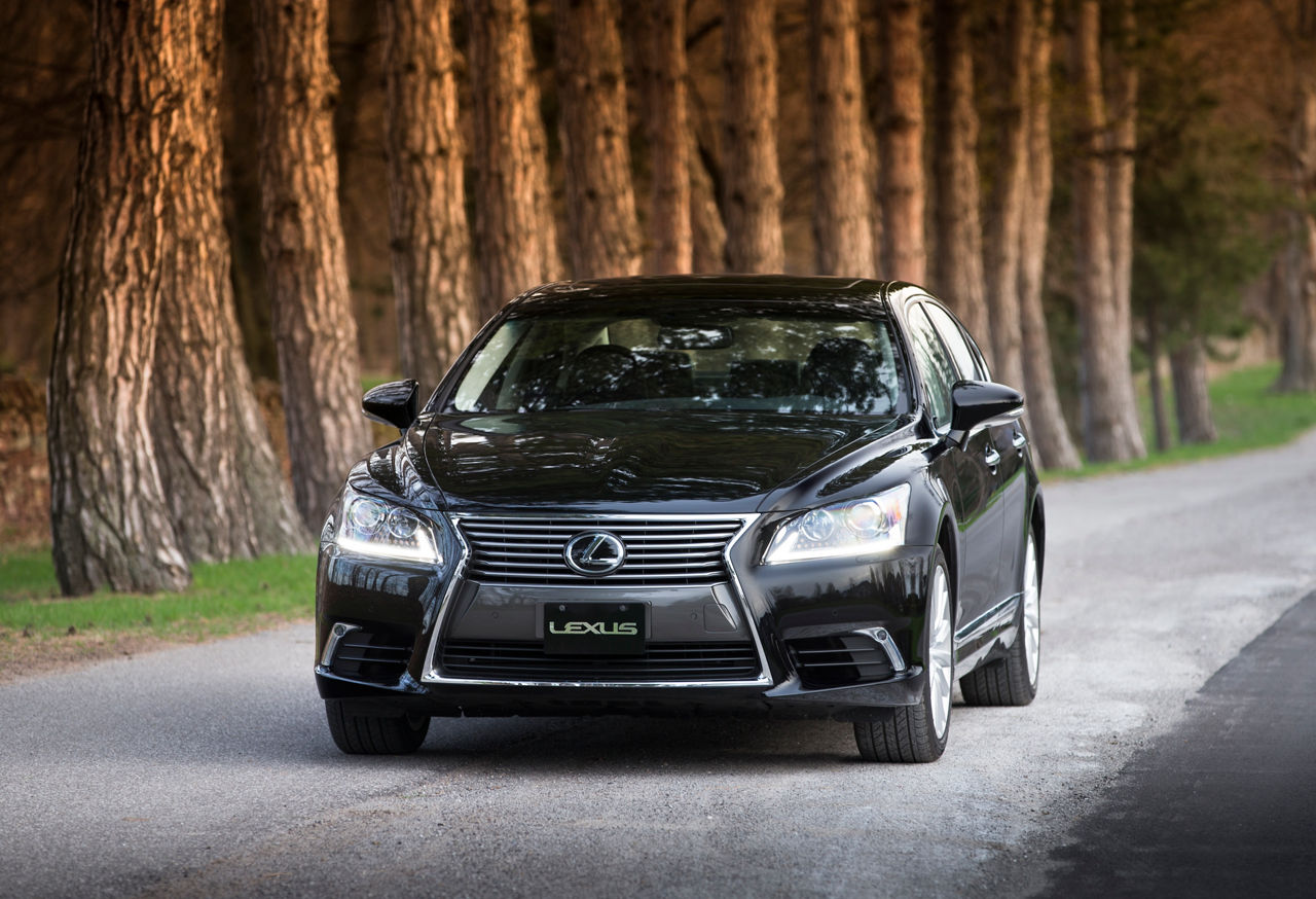 2013 Lexus LS460 7