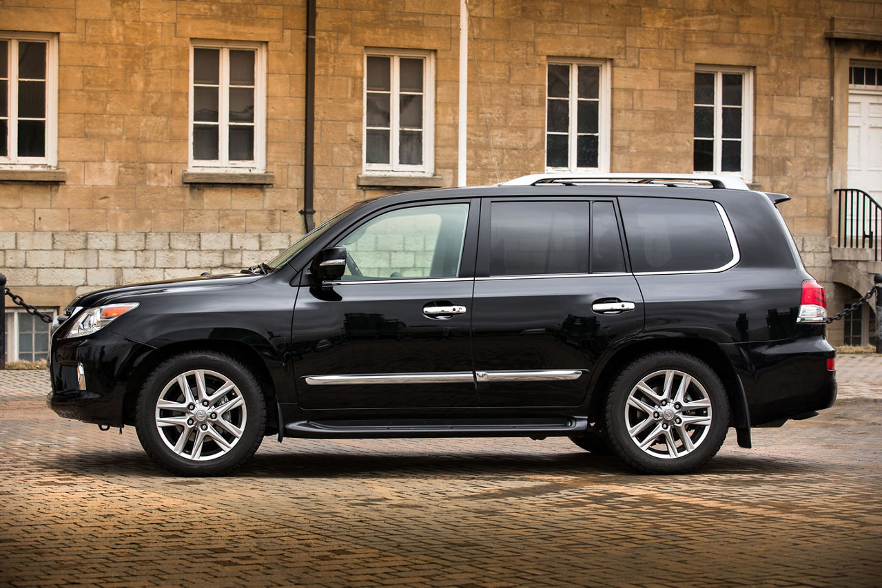 2013 Lexus LX570