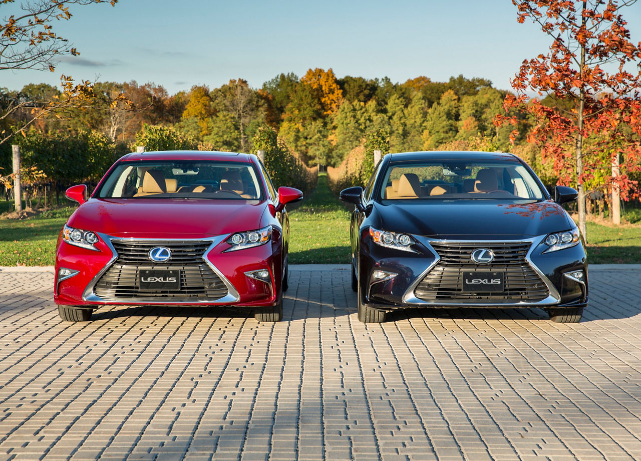 2016-2018_Lexus_ES350_ES300h-5