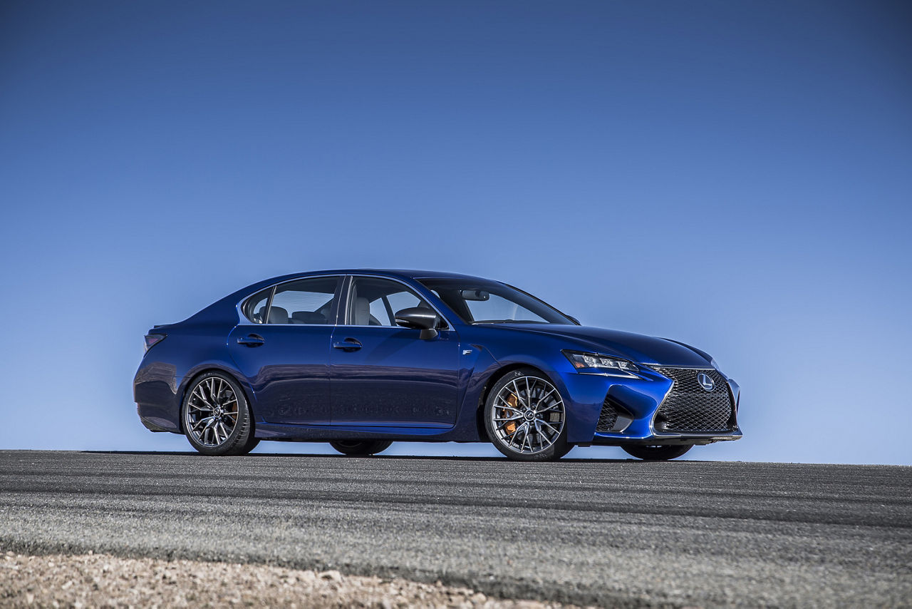 2016_Lexus_GS_F_005