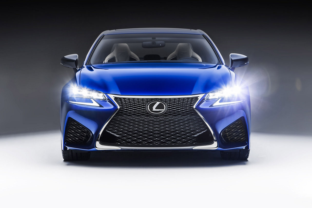 2016_Lexus_GS_F_008