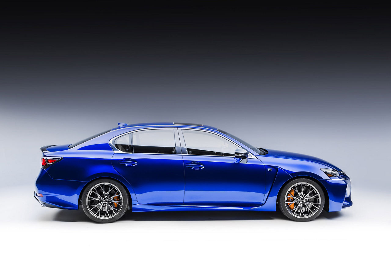 2016_Lexus_GS_F_011