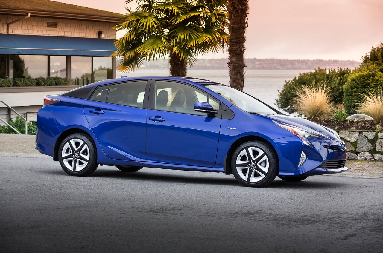 2016 Toyota Prius Touring
