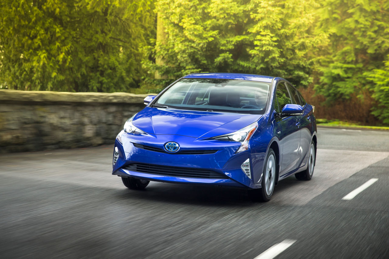 2016-2017 Toyota Prius Touring 7