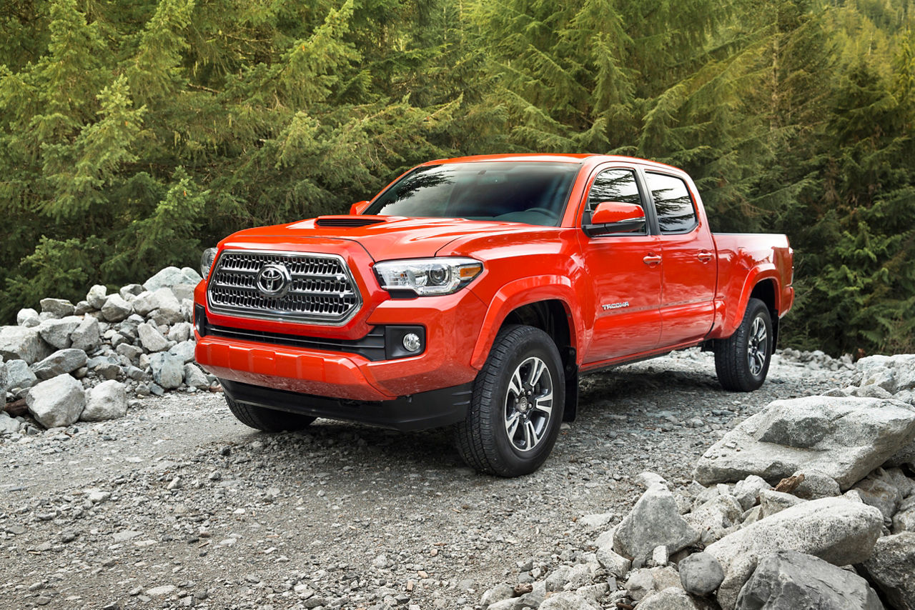 2016_Toyota_Tacoma-27
