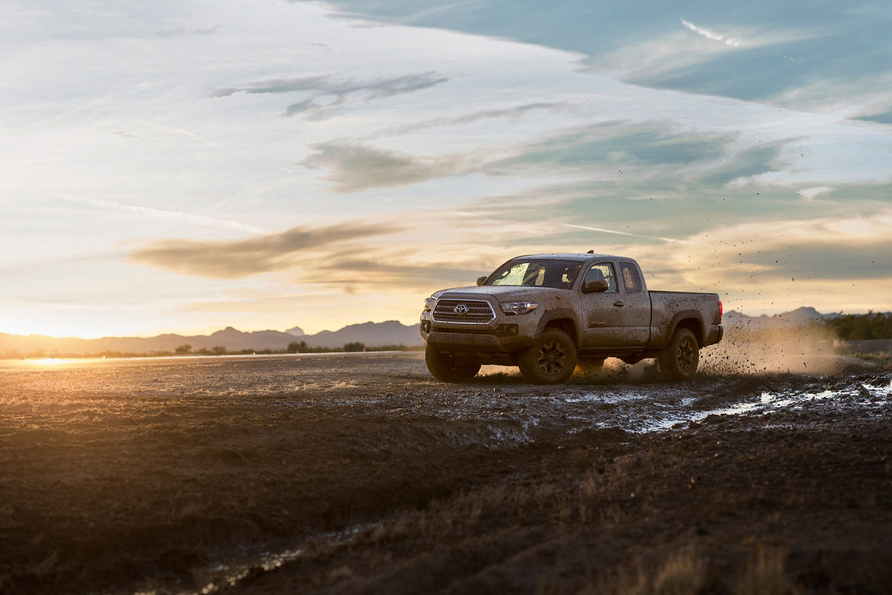 2016_Toyota_Tacoma_TRD_OffRoad_004