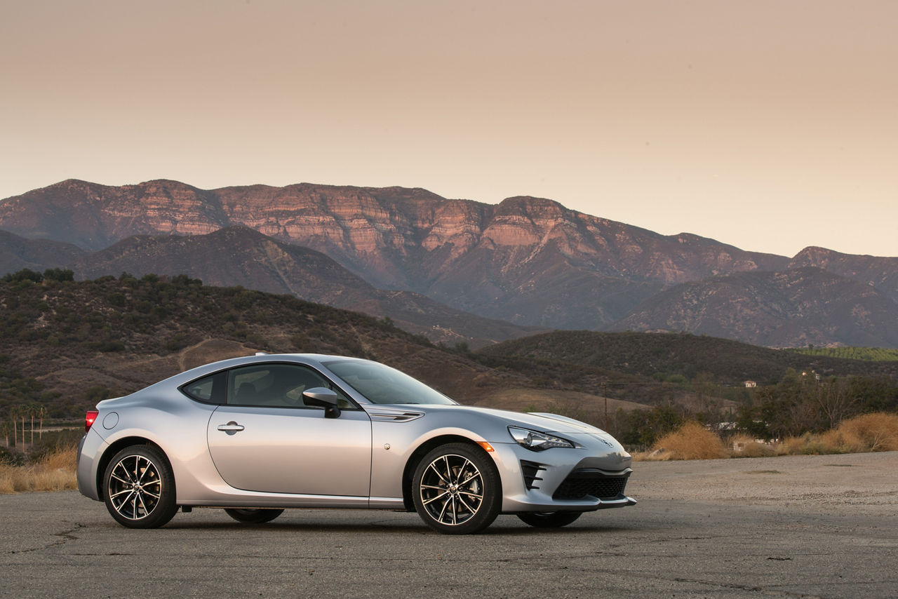 Reignite your passion for driving; the new Toyota 86 brings sporty