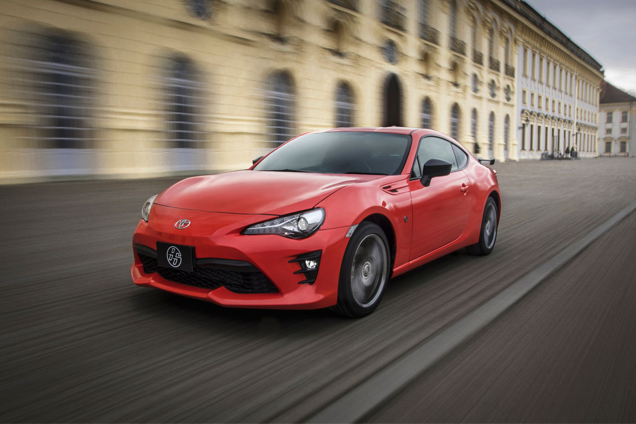 Toyota Injects Style and Technology in 2017 Toyota 86 Special Edition