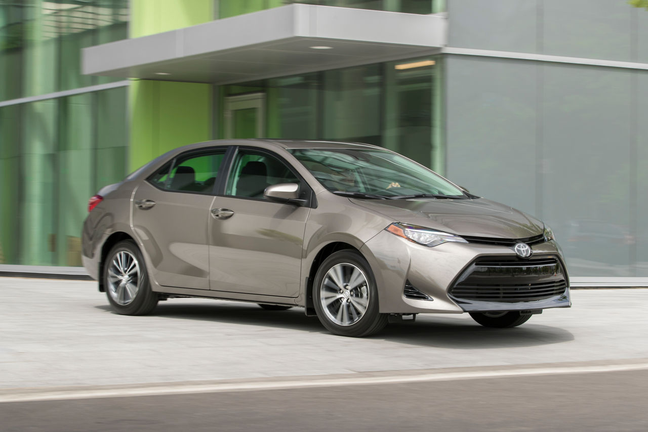 2017 Toyota Corolla LE - 013