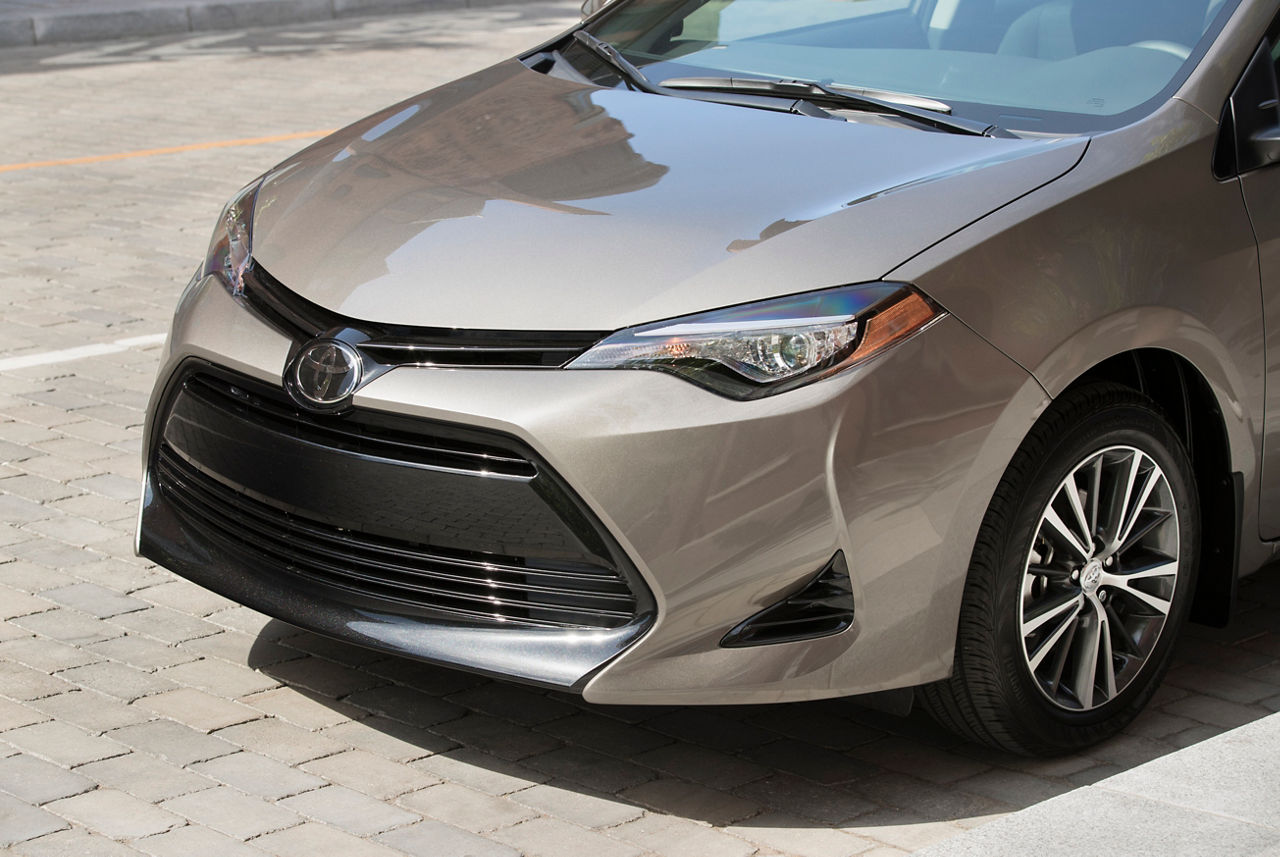2017 Toyota Corolla LE - 014