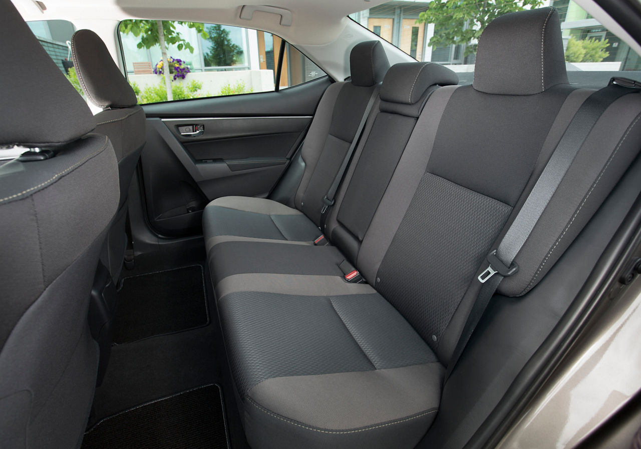 2017 Toyota Corolla LE - 029