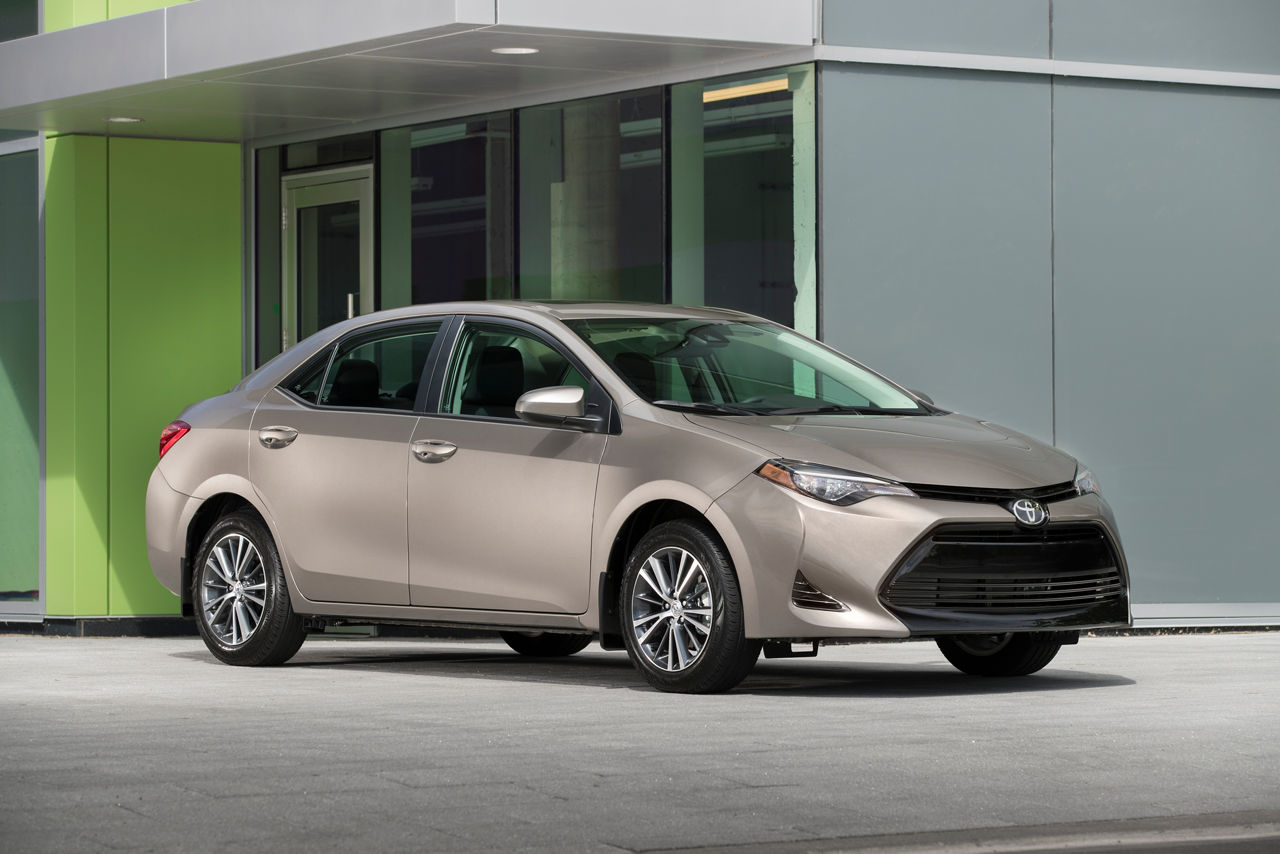 2017 Toyota Corolla LE - 007