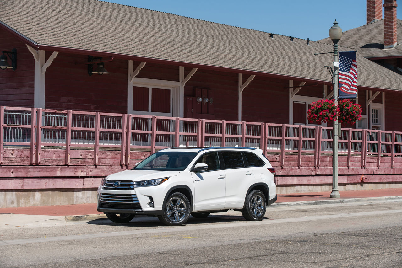 2017 Highlander Hybrid Limited Platinum 