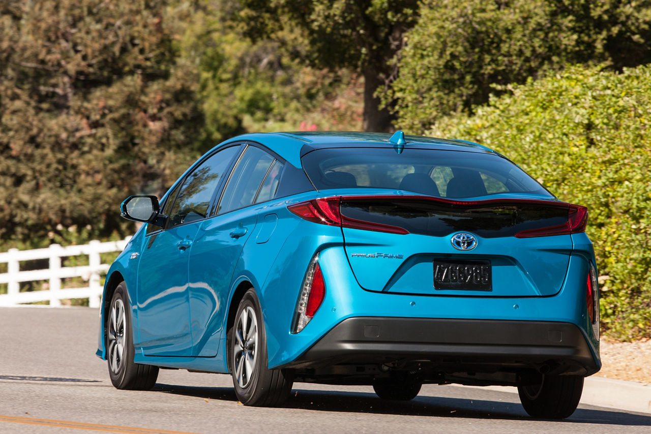 2017 Toyota Prius Prime Advanced 005
