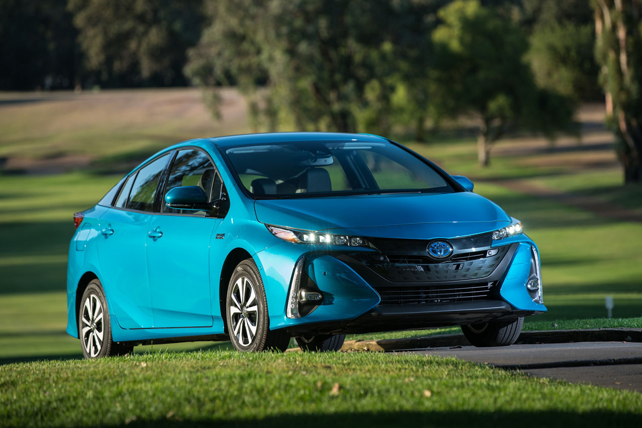 2017 Toyota Prius Prime Advanced 009