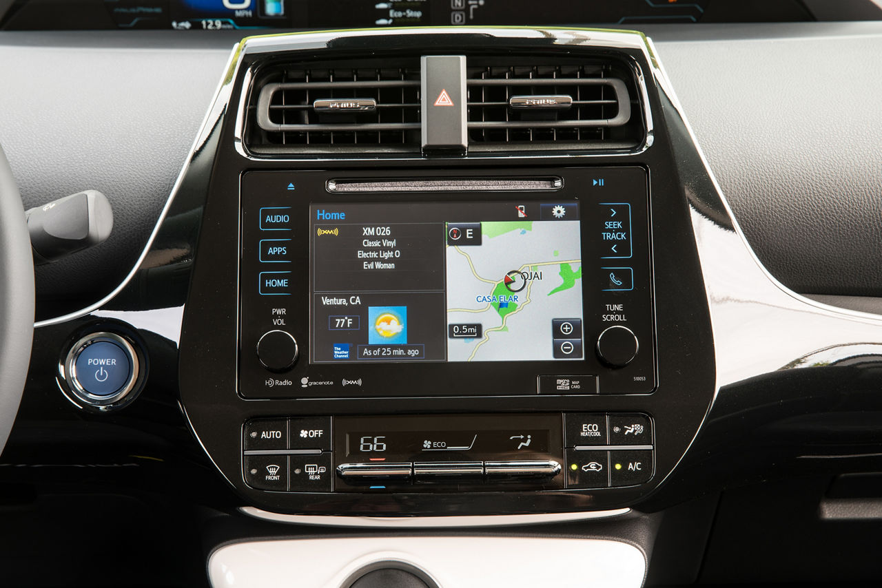 2017 Toyota Prius Prime Plus 007
