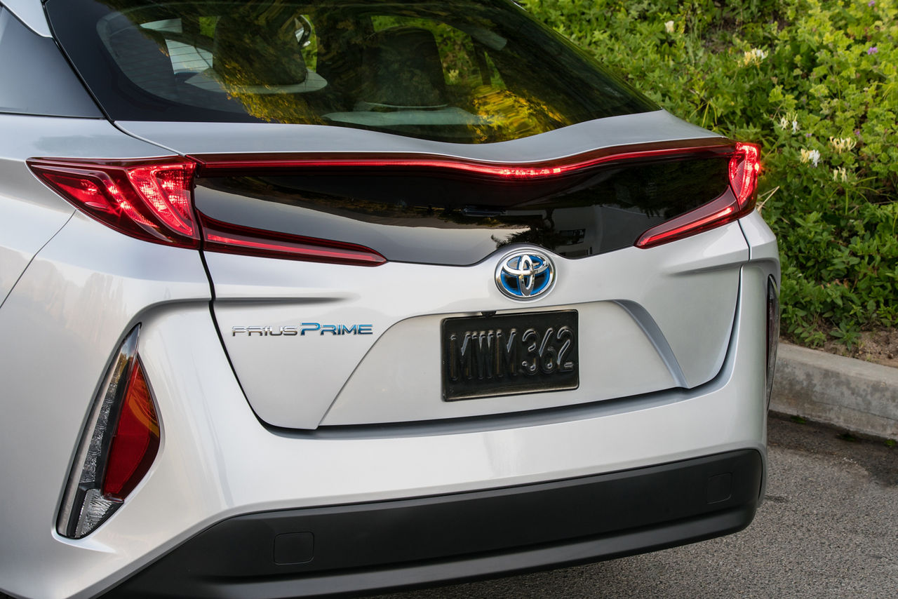 2017 Toyota Prius Prime Premium 021