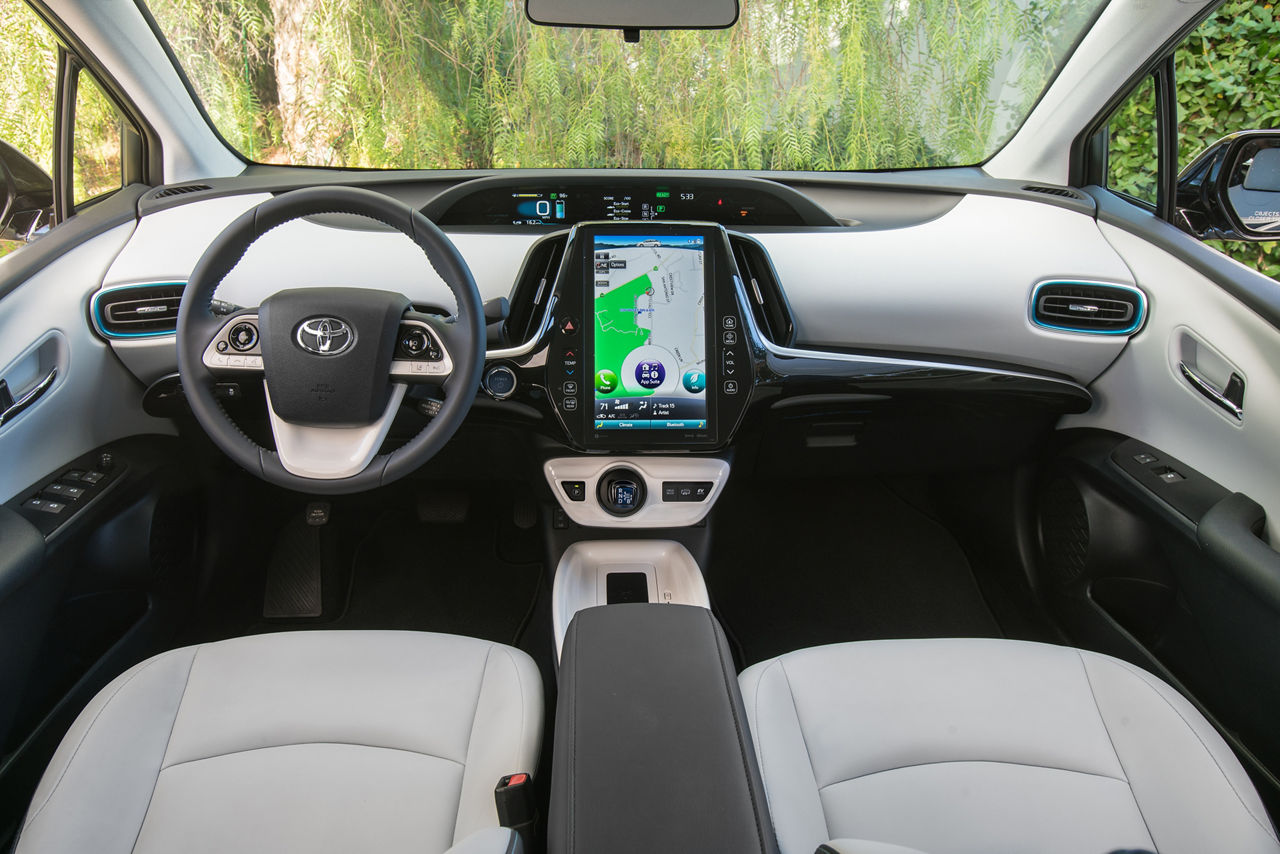 2017 Toyota Prius Prime Premium 026
