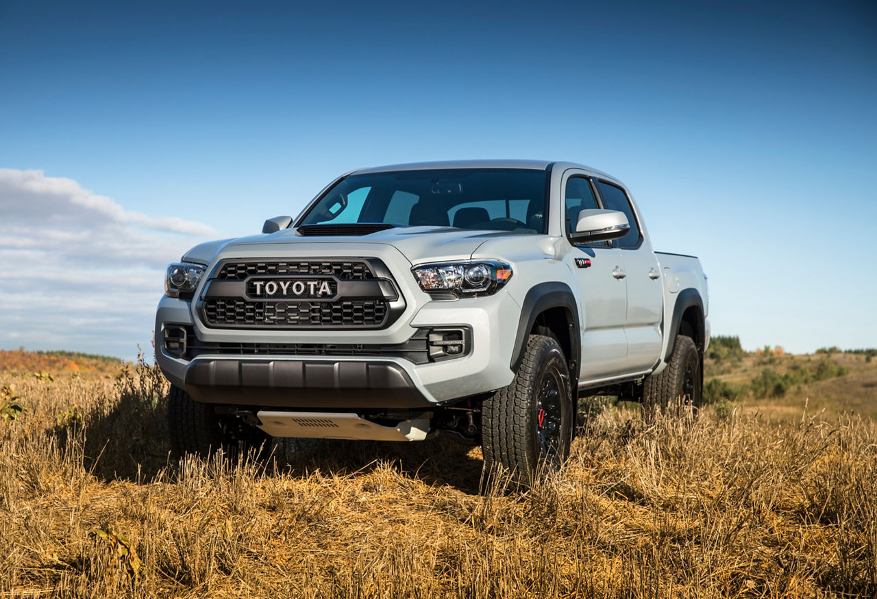 2017_Toyota_Tacoma_TRD_Pro-1