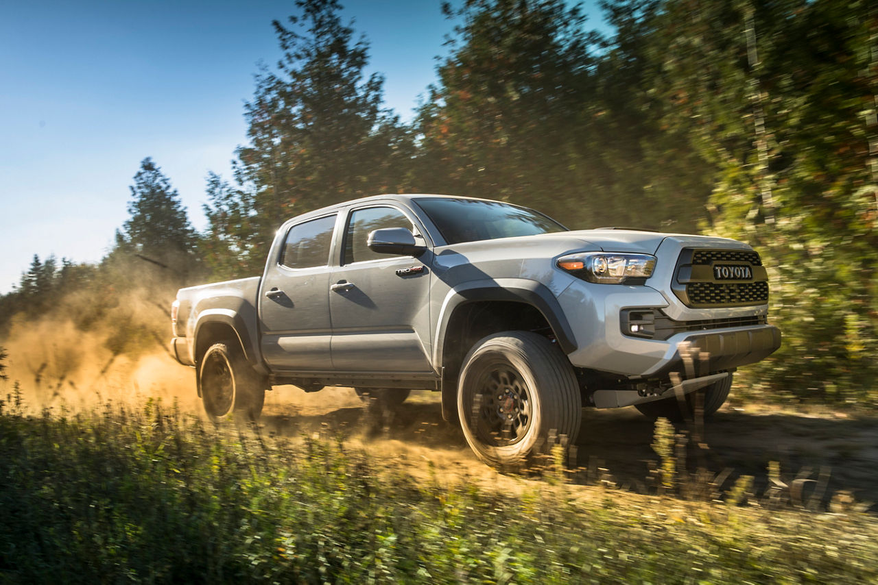 2017_Toyota_Tacoma_TRD_Pro-11