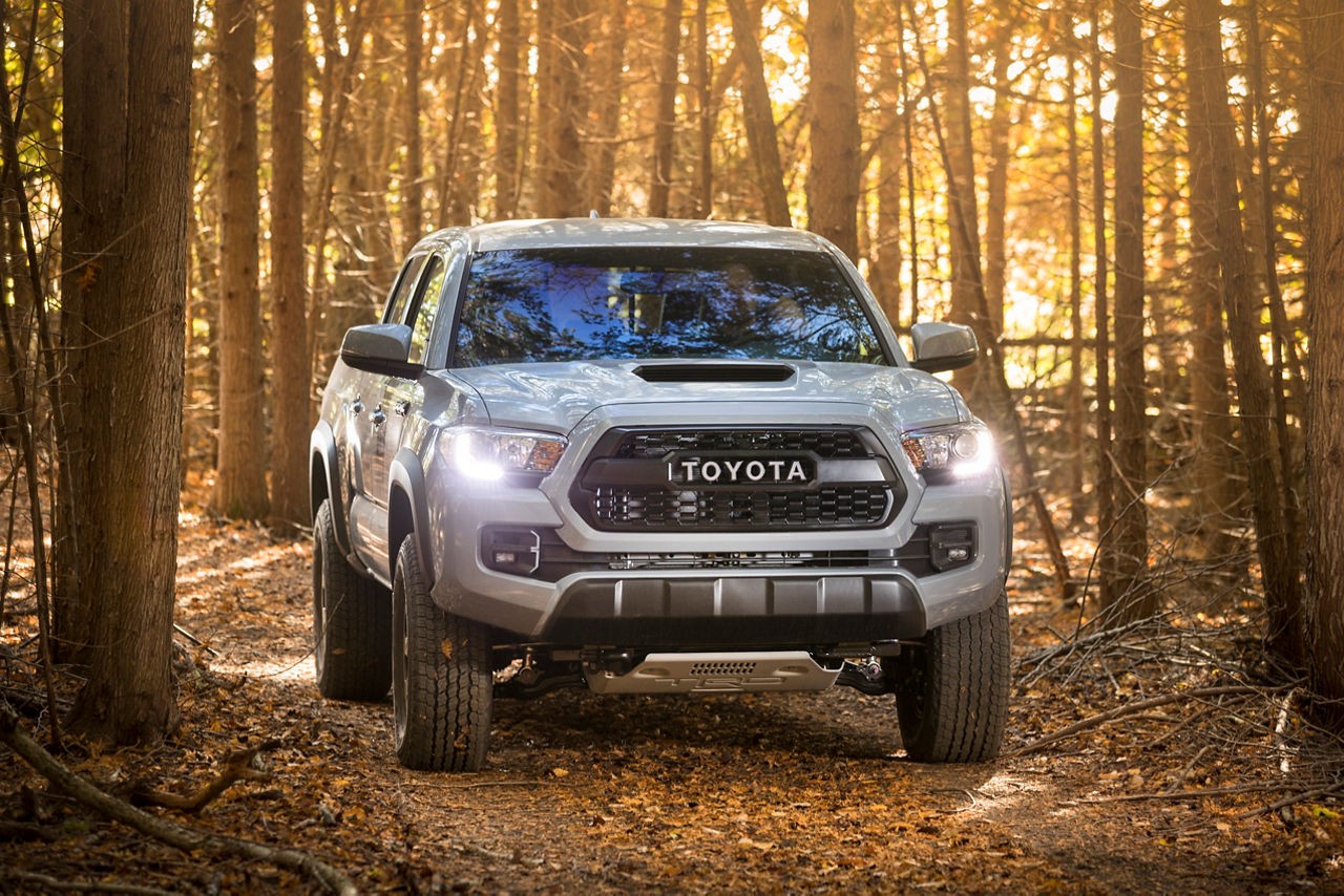 2017_Toyota_Tacoma_TRD_Pro-13