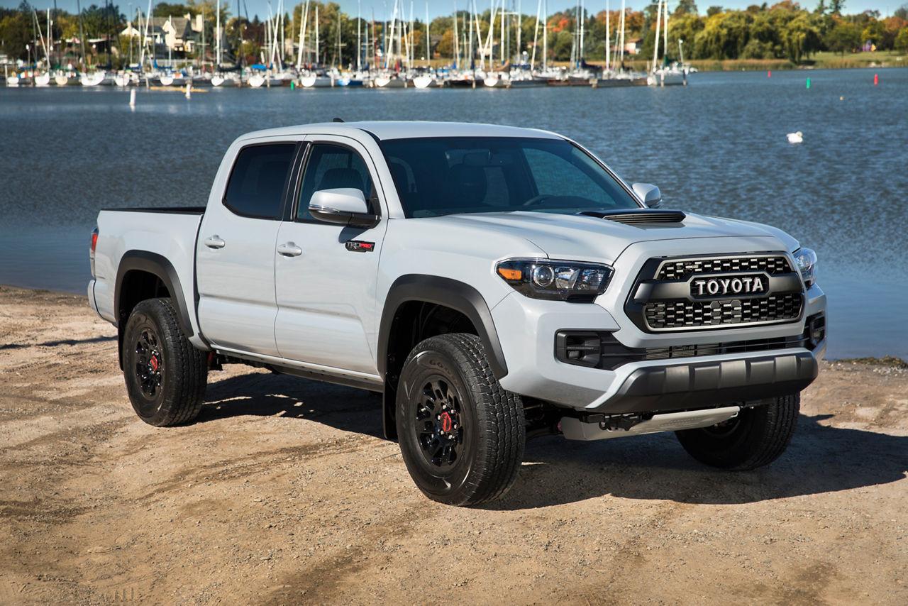 2017_Toyota_Tacoma_TRD_Pro-16