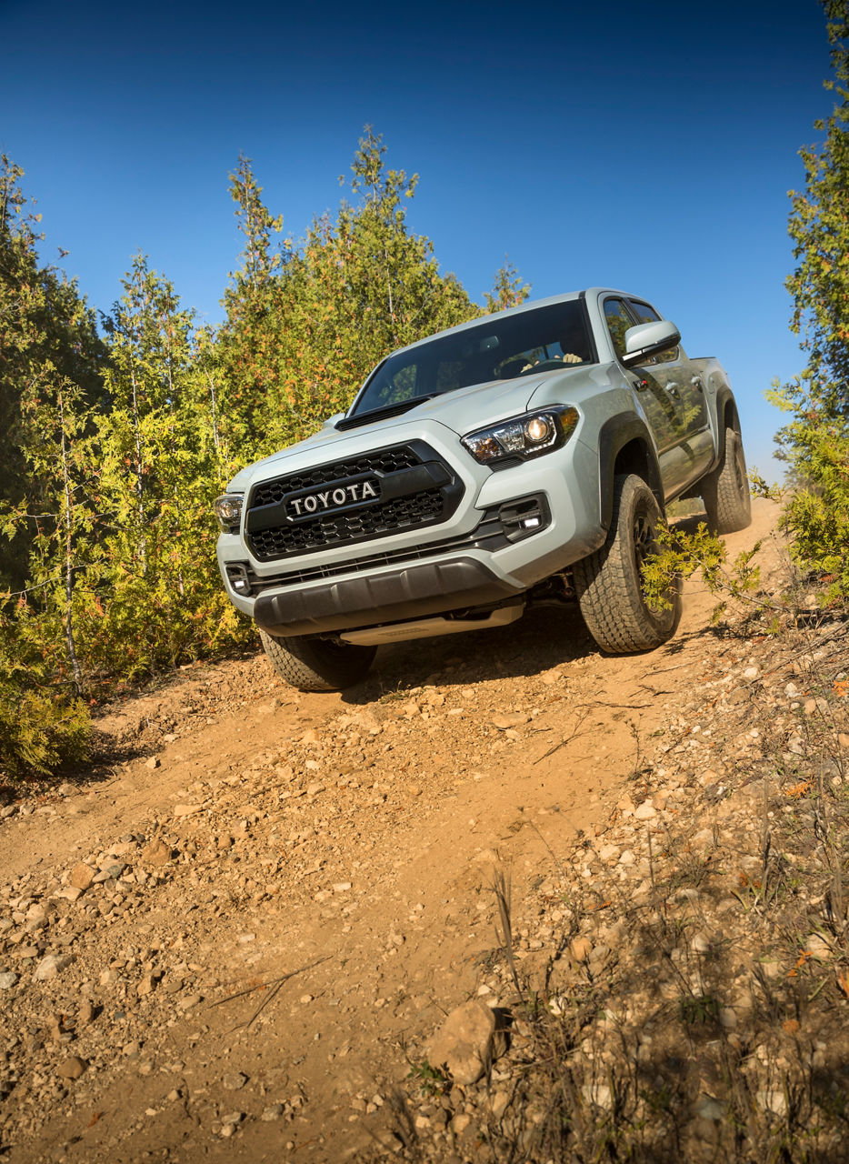 2017_Toyota_Tacoma_TRD_Pro-19
