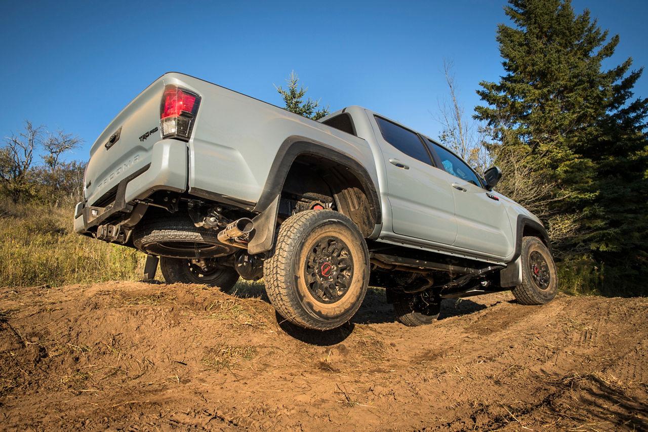 2017_Toyota_Tacoma_TRD_Pro-22