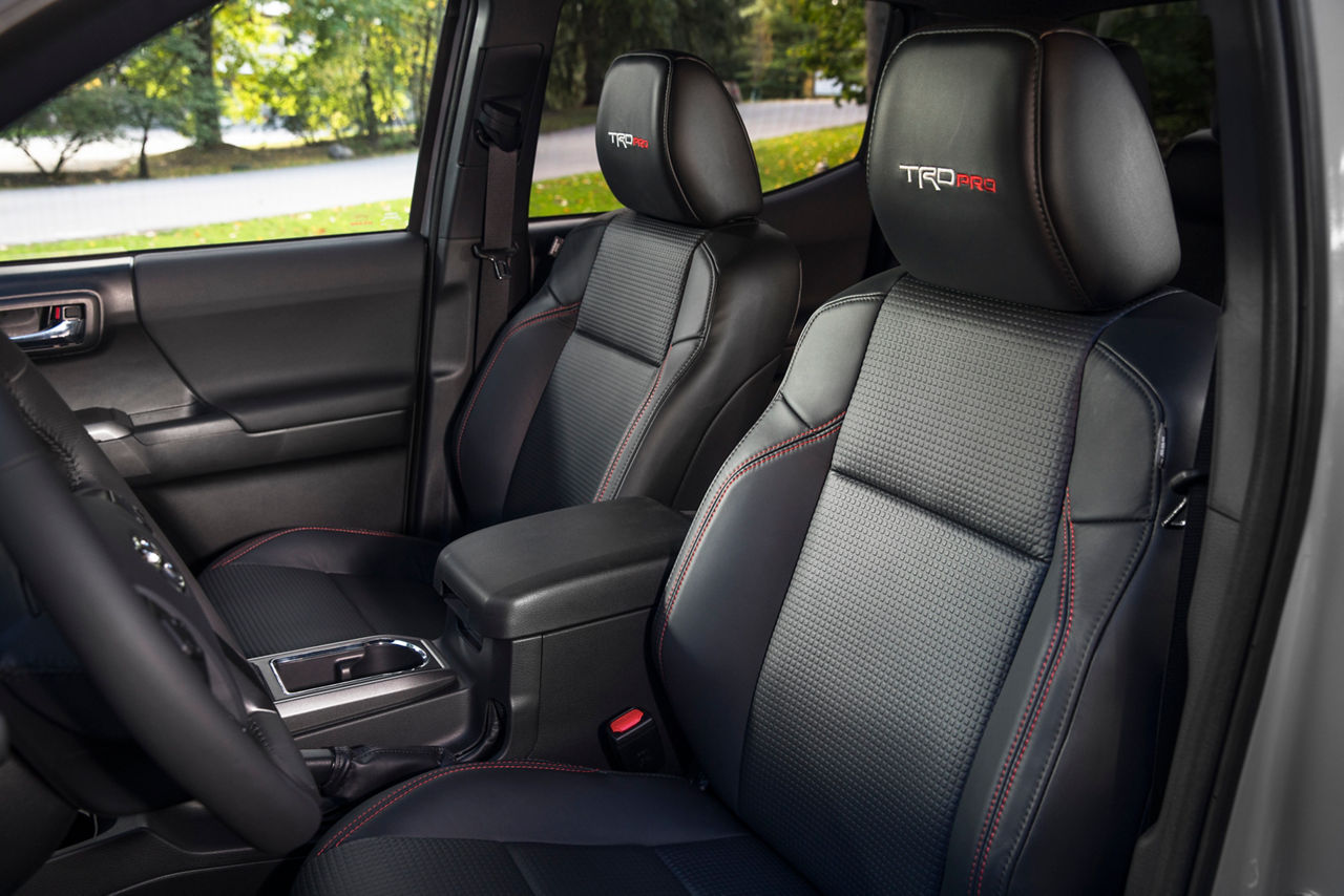 2017_Toyota_Tacoma_TRD_Pro-33