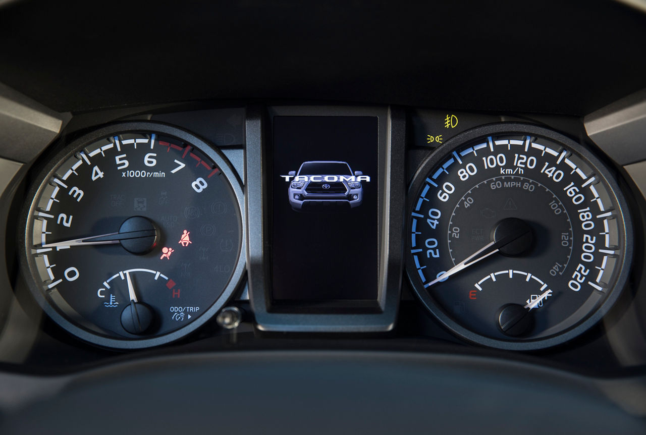 2017_Toyota_Tacoma_TRD_Pro-37