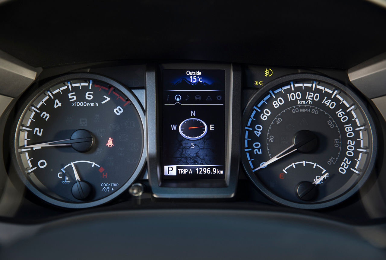 2017_Toyota_Tacoma_TRD_Pro-38