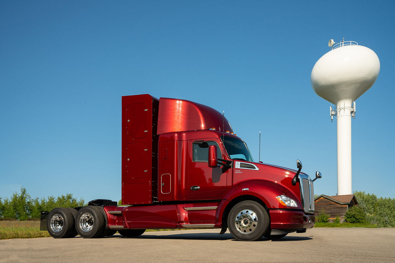Second Version of Fuel Cell Heavy Truck 05