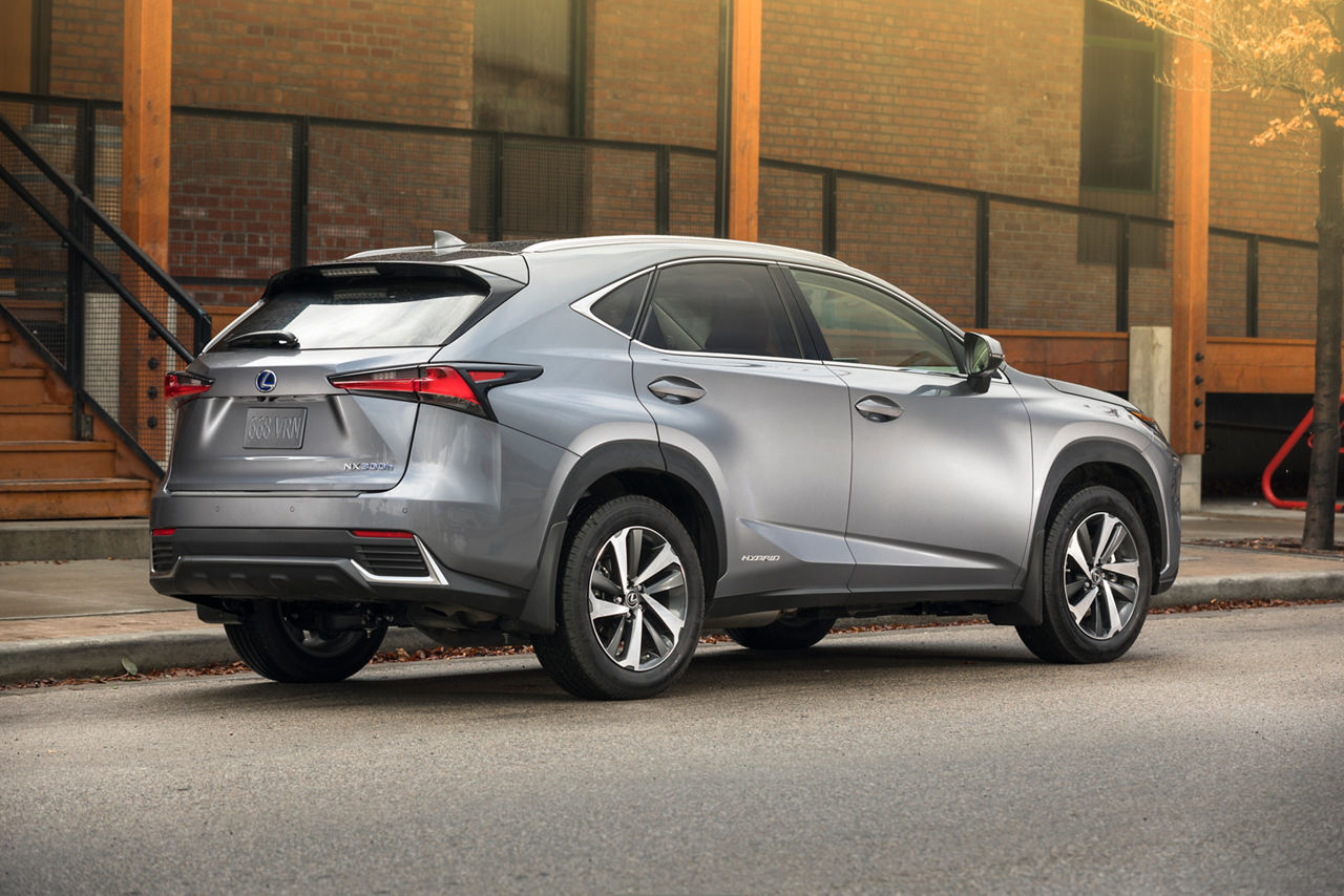2018-2019 Lexus NX300h Hybrid7