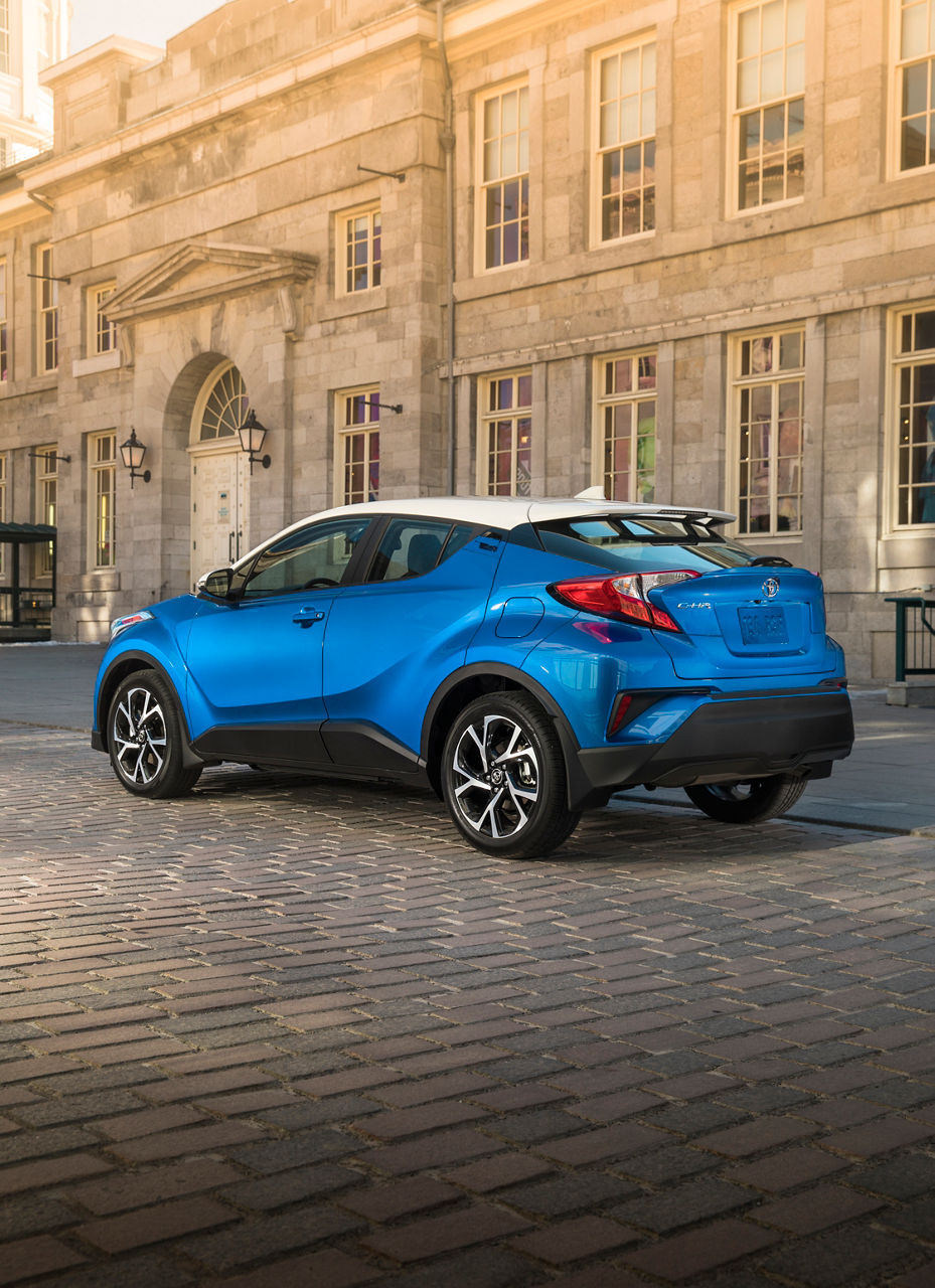 2018_Toyota_C-HR-13