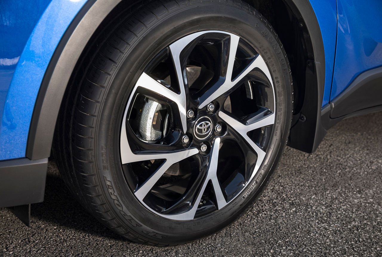 2018_Toyota_C-HR-23