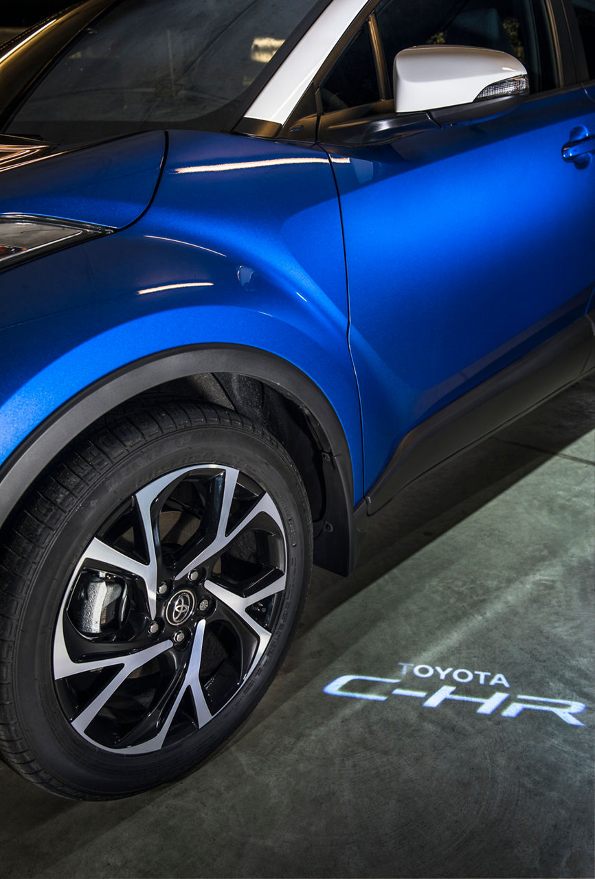 2018_Toyota_C-HR-24