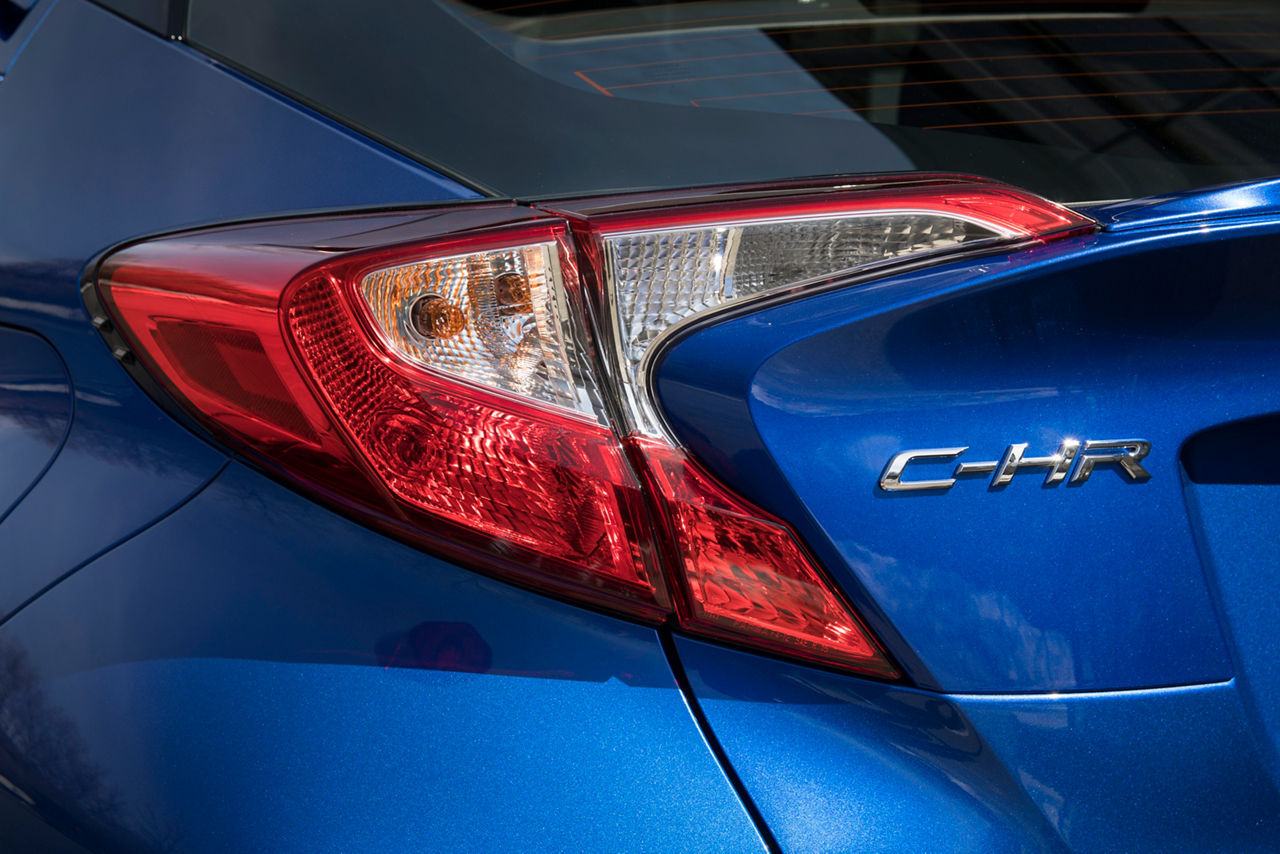 2018_Toyota_C-HR-27