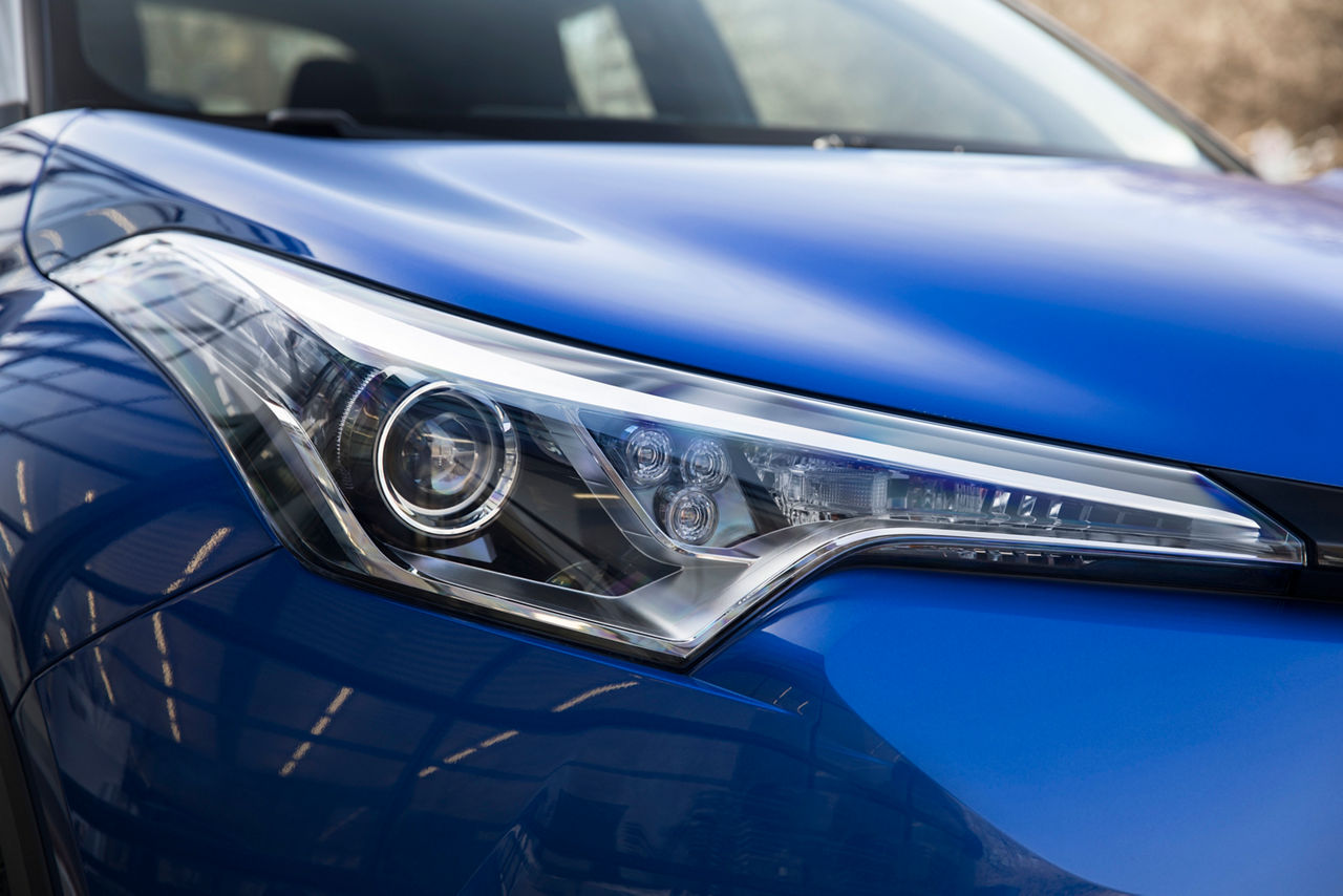 2018_Toyota_C-HR-28