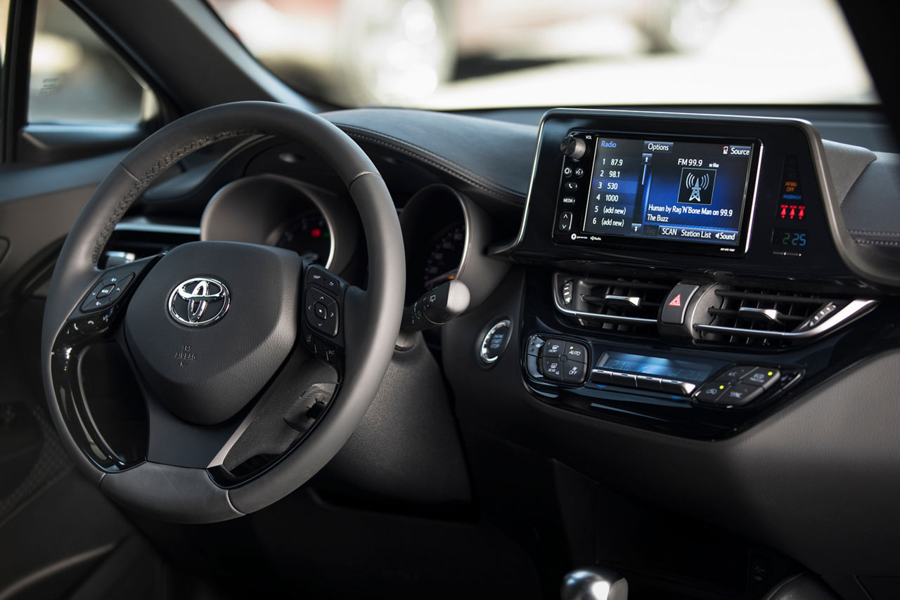 2018_Toyota_C-HR-36