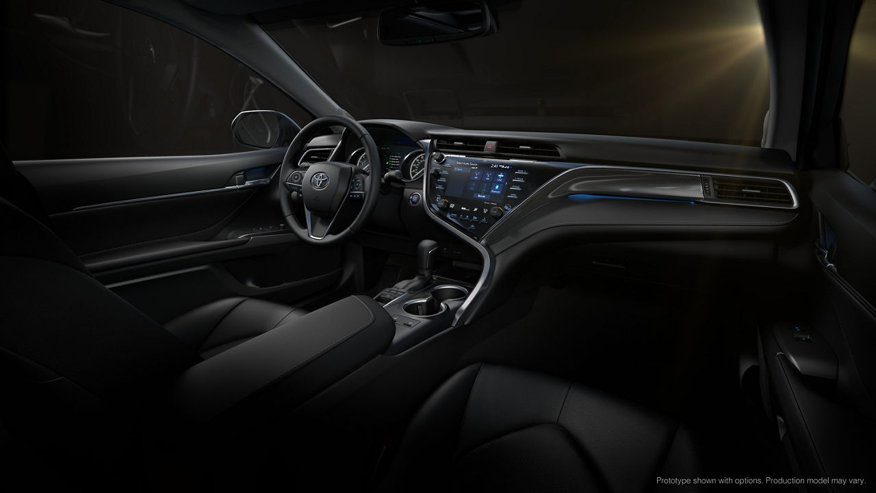 2018_Toyota_Camry_10