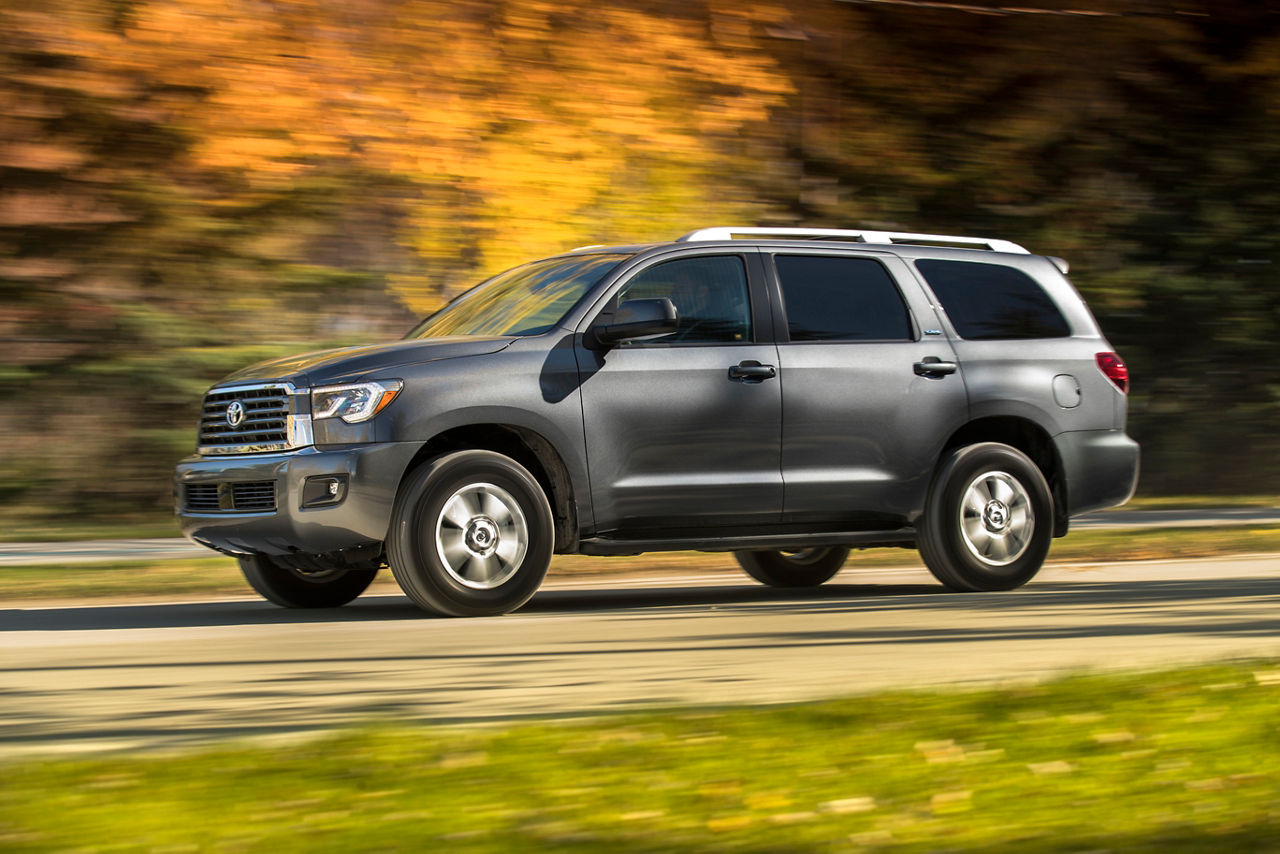2018_Toyota_Sequoia-1
