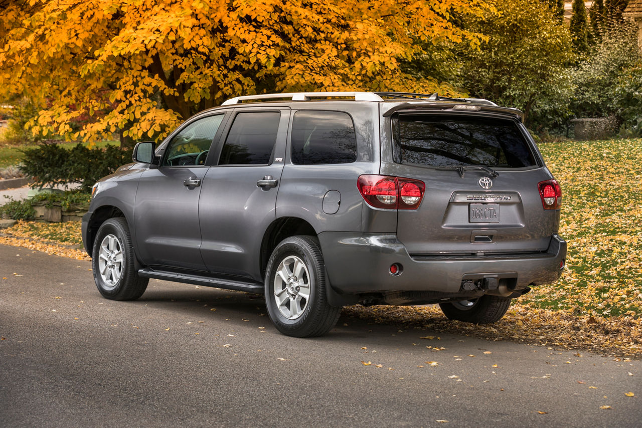2018_Toyota_Sequoia-5
