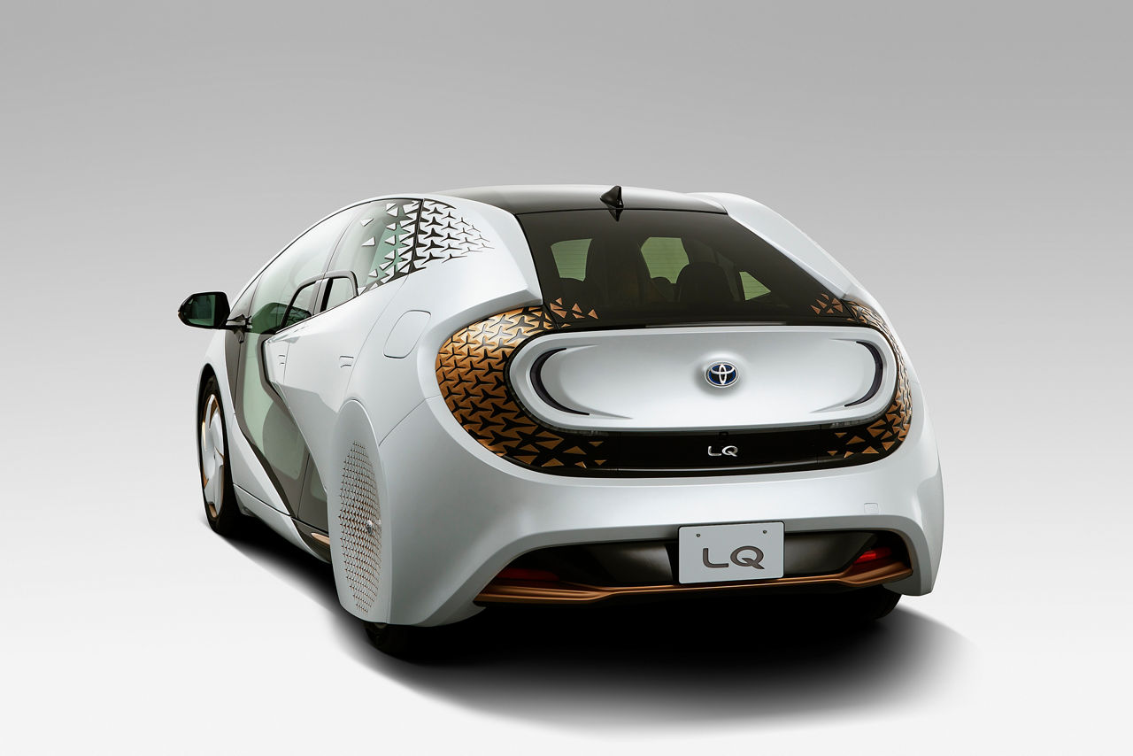 Toyota "LQ" Concept Vehicle 12