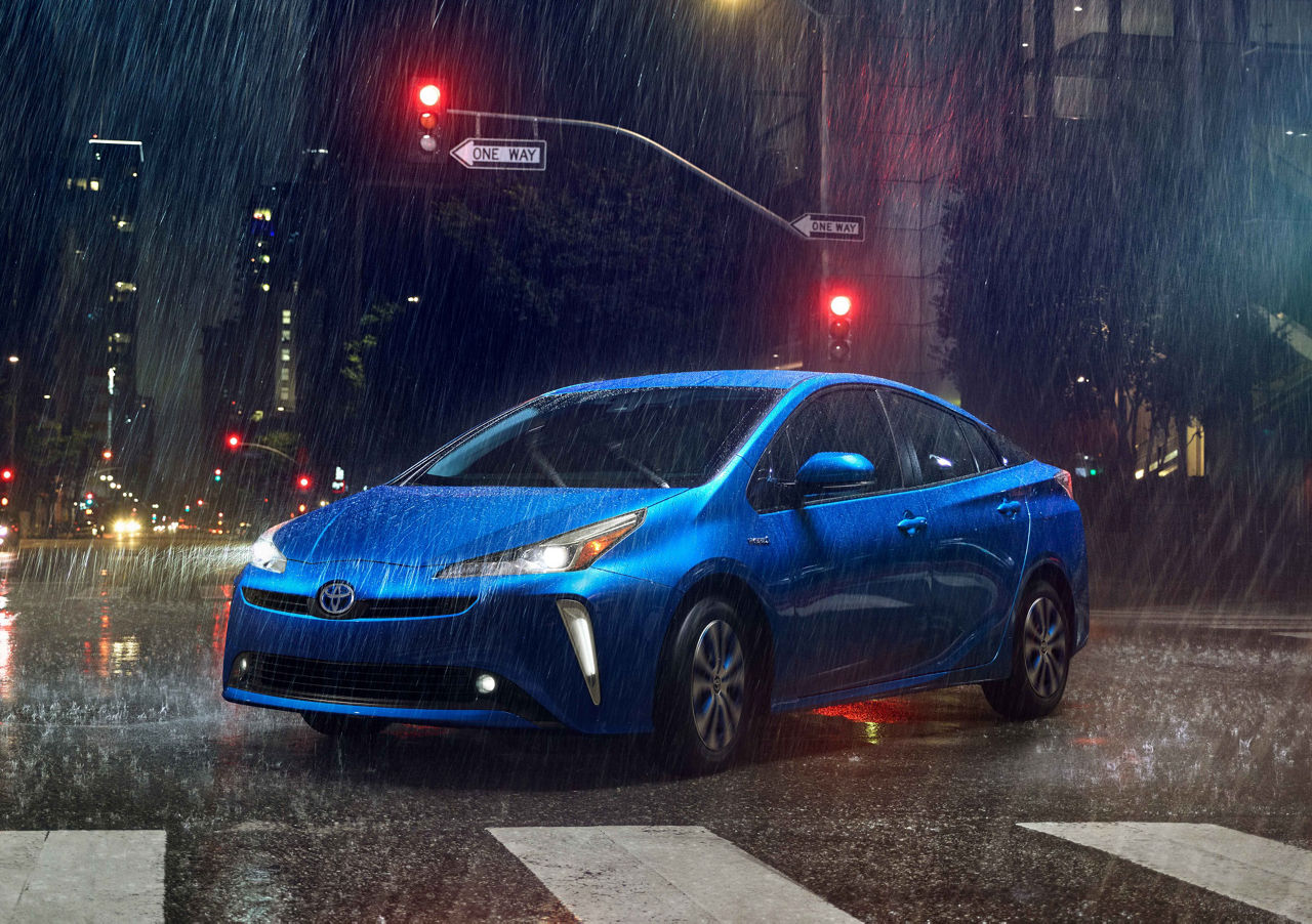 2019 deals awd prius