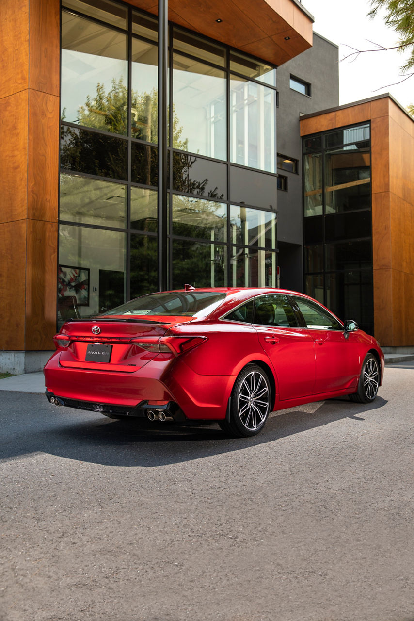 2019 Toyota Avalon XSE 02