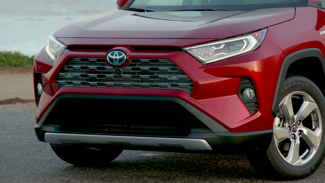 2019 Toyota RAV4 Limited HV Ruby Flare Pearl B-roll