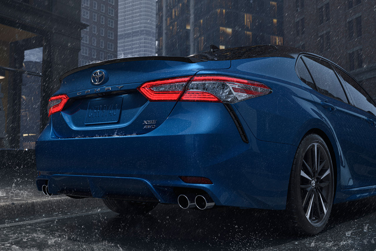 2020_Camry_AWD_Exterior_02