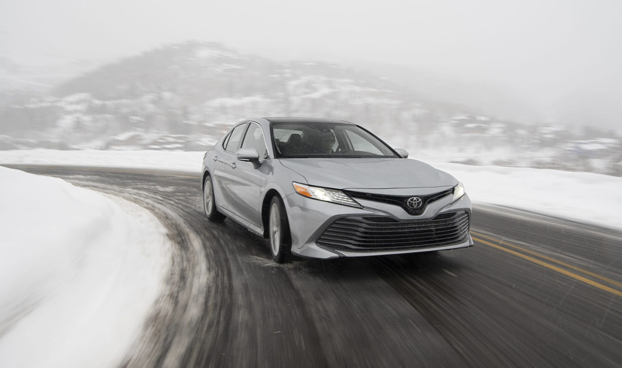 2020_Camry_XLE_AWD_Celestite-Silver_009-scaled