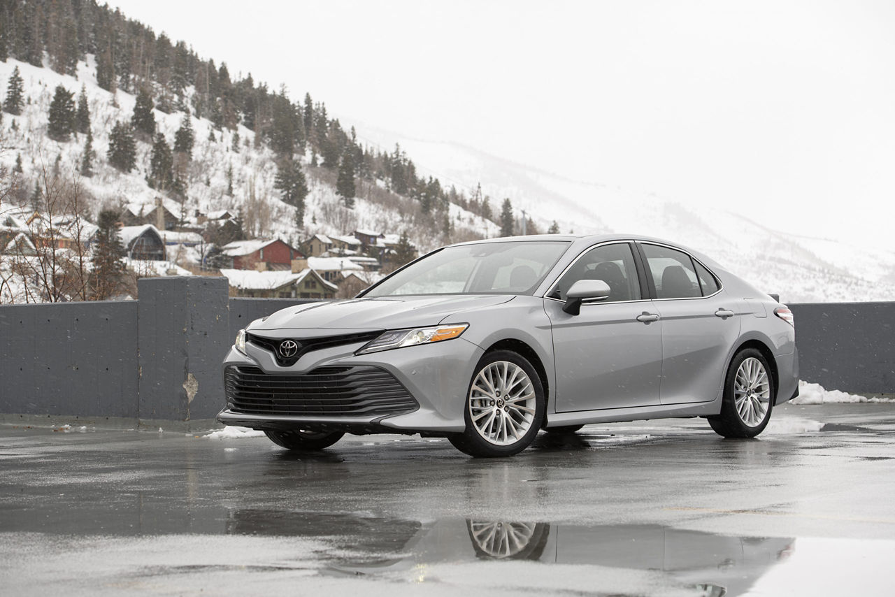 2020_Camry_XLE_AWD_Celestite-Silver_026-scaled