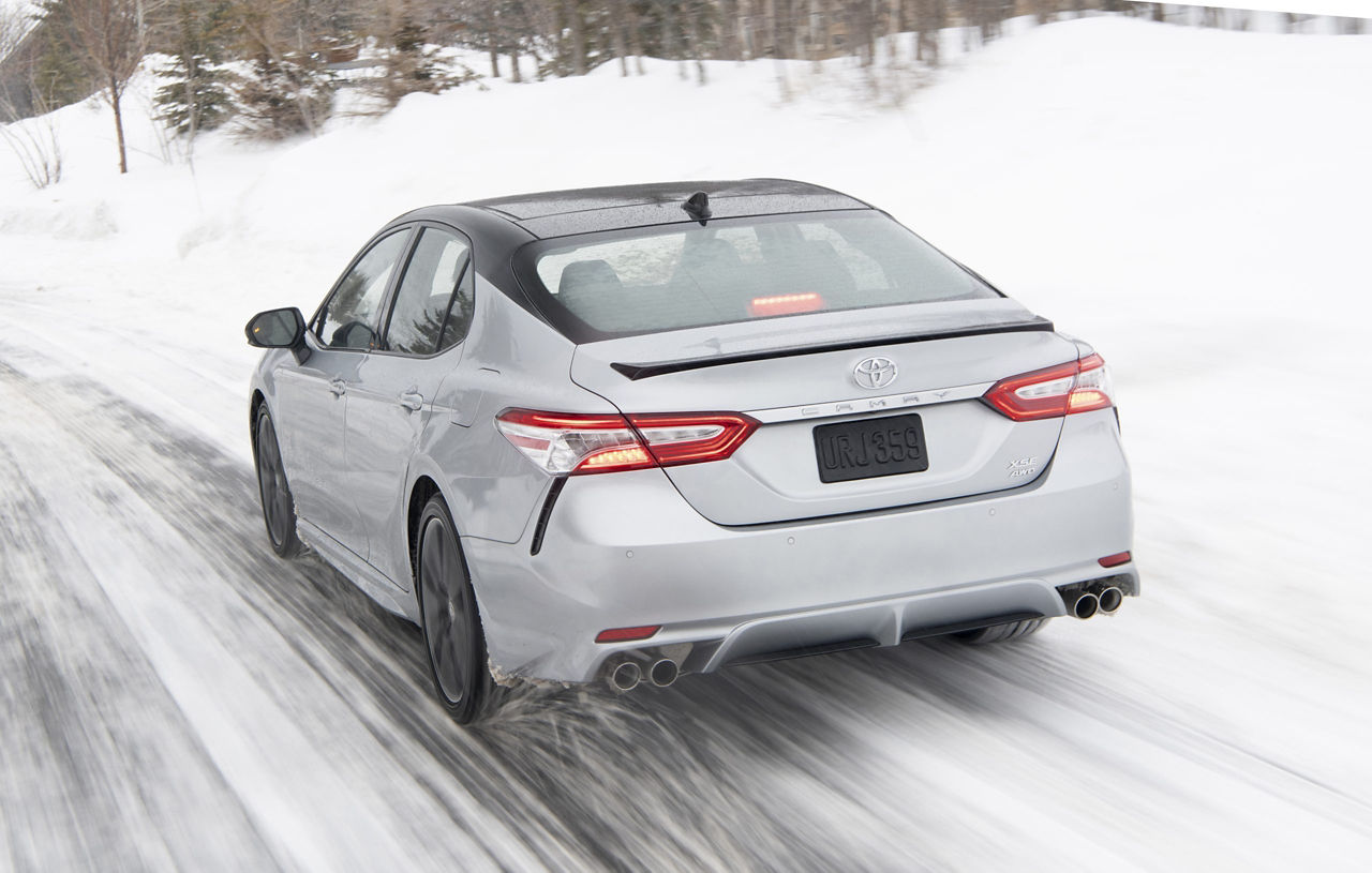 2020_Camry_XSE_AWD_Celestite-Silver_Midnight-Black-Metallic-Roof_011-scaled